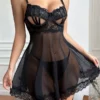 Μαύρο δαντελένιο babydoll με κορδόνι από τούλι με